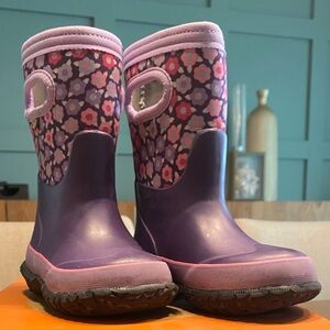 Bogs Little Kids Size 8 Winterboots